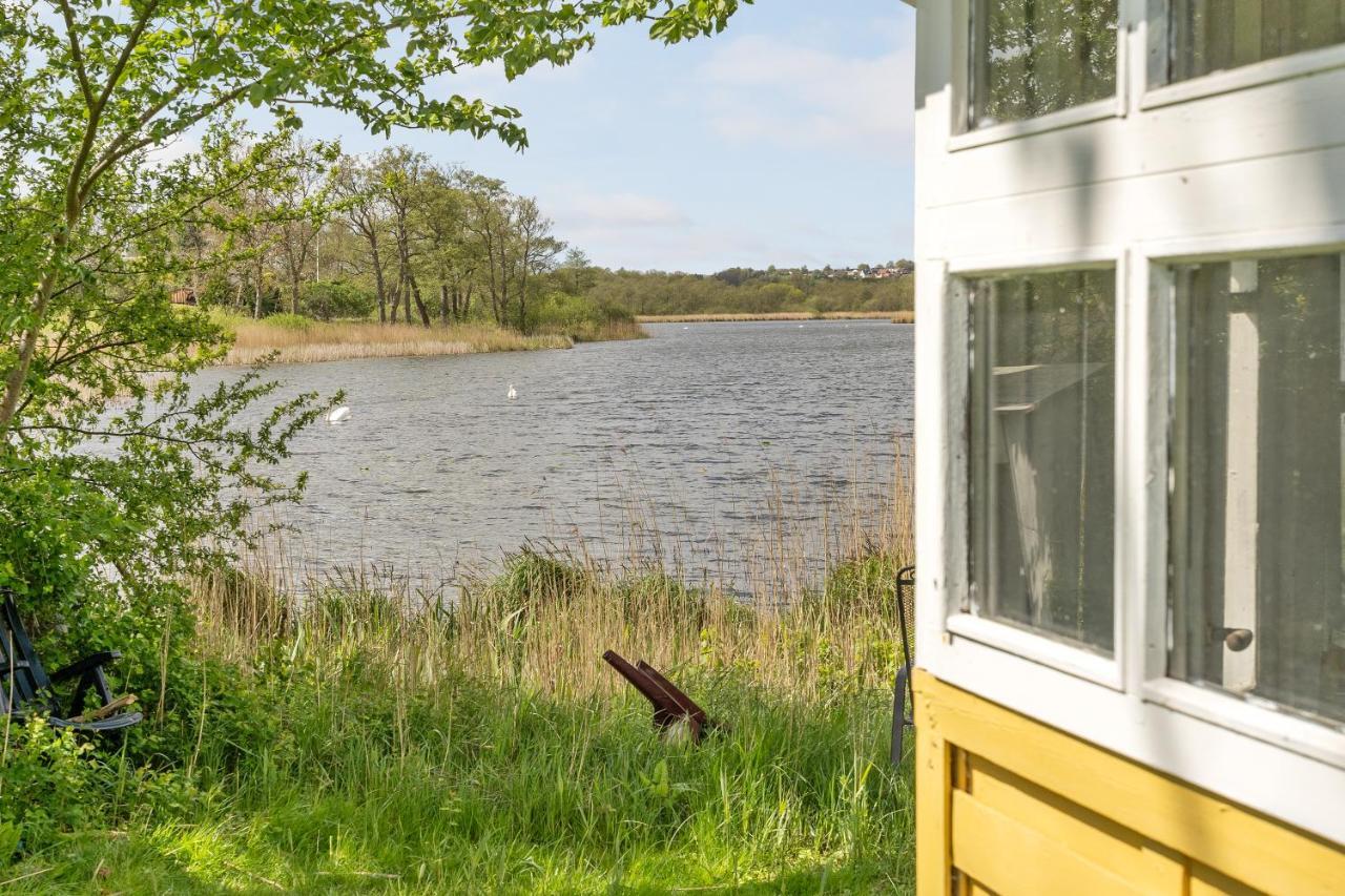 Hotel Apartment With A Lake View - 2 Room Apartment Круса Екстер'єр фото